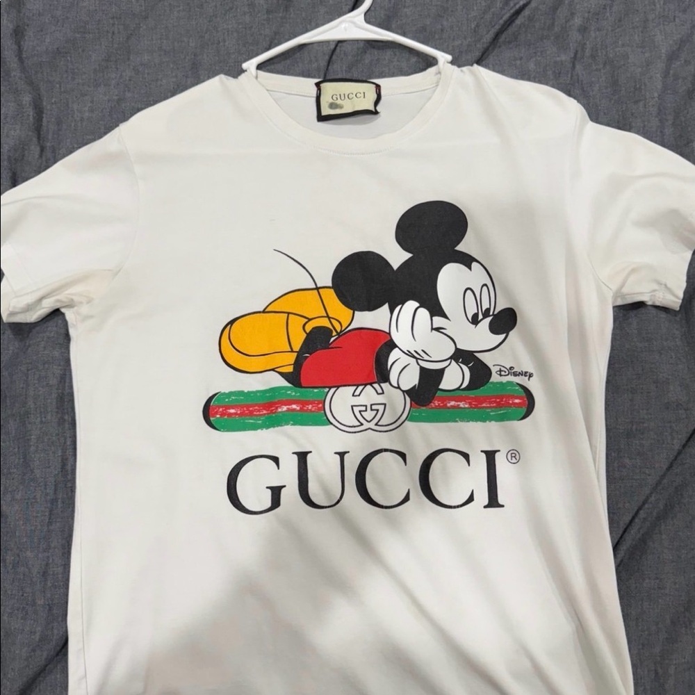 Gucci Mickey Mouse shirt. Size M.
